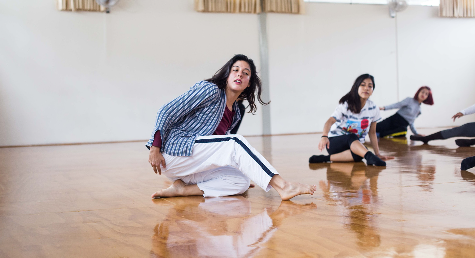 Taller de Danza Contemporánea Inicial: Mecánicas e improvisaciones