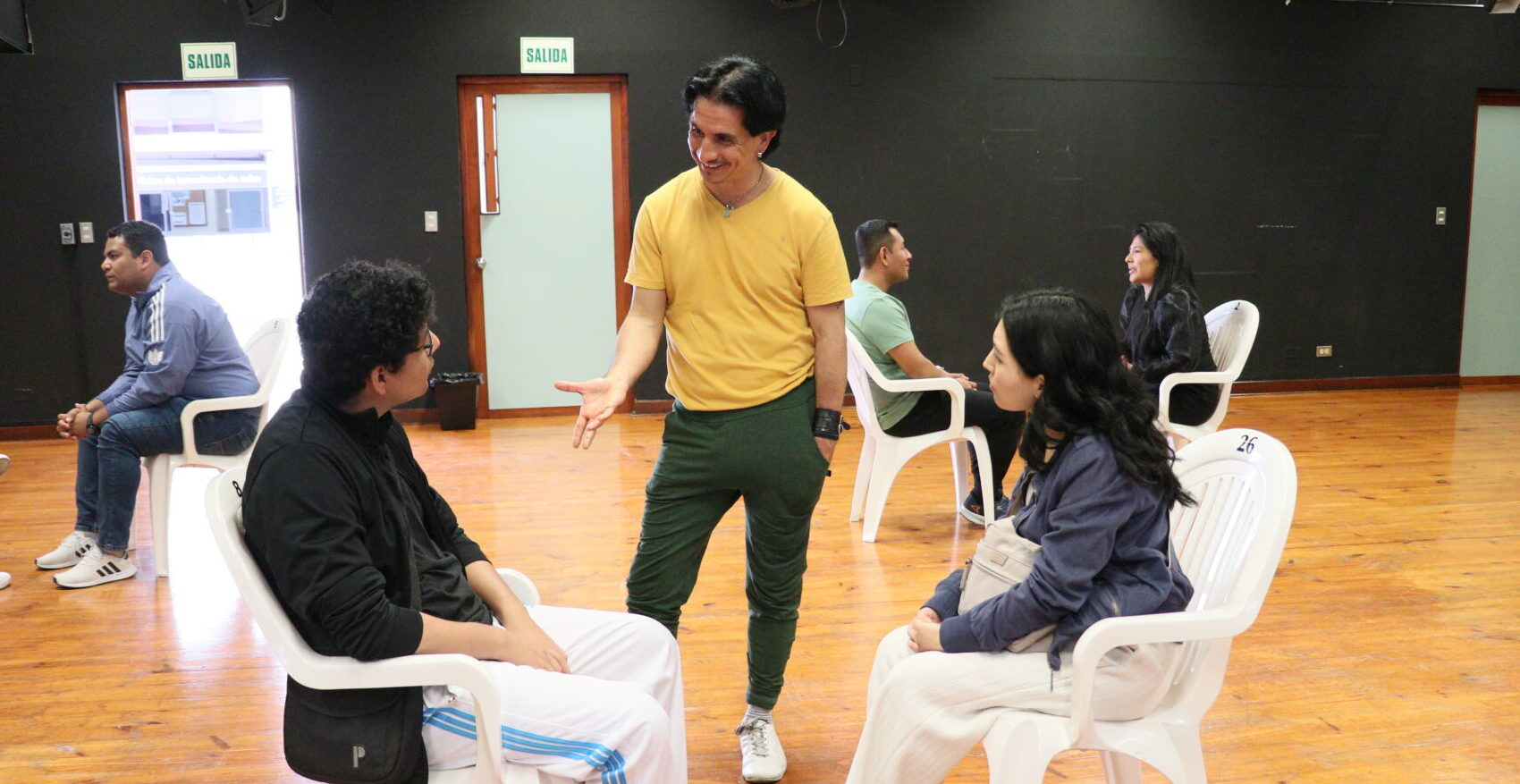 Taller de Habilidades Ejecutivas a través de Técnicas Teatrales 1 (Adultos)